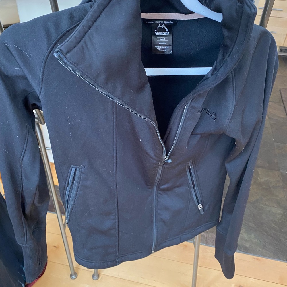 Avalanche Black Jacket Size Small - image 1